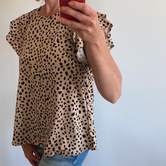 Animal Print Ruffled Sleeve Top - Picture 6 of 7